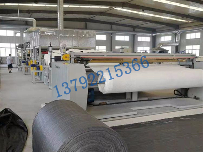 排水網(wǎng)生產(chǎn)線